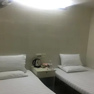 ユニーク ゲストハウス